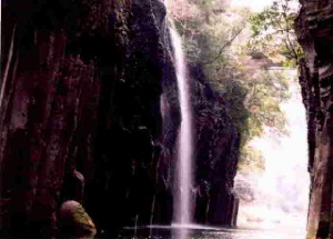 䋬