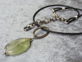 プレナイト（マスカットグリーン）健康美