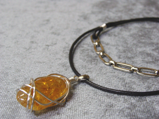 クォーツ【シトリン】（イエロー）社交性・人間関係・生きる意欲・自信・表現力・豊かな感受性