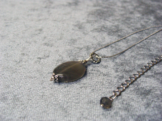 ムーンストーン（グレー）女性らしさ・感受性・喜び・調和・決断力