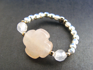 クォーツ【ピンクアベンチュリン】（ピーチピンク）感情バランス・心の安定・素直さ・優しさ