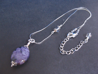 チャロアイト（パープル）心の弱さを克服