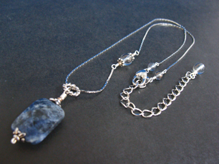 ソーダライト（ブルー）勇気・判断力・計画性・衝動的行動