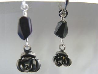 スギライト（ブラックパープル）癒し