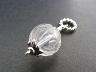 クォーツ（フロスト・ロータスカット（蓮の花））健康・能力・明晰・完璧・宇宙的意識・感受性・沈着冷静・豊かな感受性