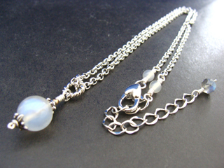 レインボームーンストーン【ホワイトラブラドライト】調和・穏やかな心・記憶