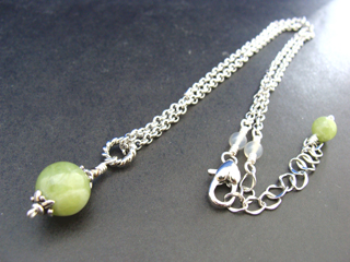 アイドクレース【ベスブ石】（マスカットグリーン）人間関係向上