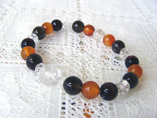 クォーツ（Ｓライン１０ｍｍ）健康・能力・明晰・完璧・宇宙的意識・感受性・沈着冷静・豊かな感受性＋スモーキークォーツ（ブラウン）リラックス効果・豊かな感受性＋カルセドニー【カーネリアン】（オレンジ）喜び・リラックス・落ち着き・精神バランス・思慮深さ・復活・勇気・連帯＋タイガーアイ（レッド・虎目）集中力・健康・社交性・人間関係・直感力・金運