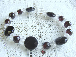 カルセドニー【オニキス】（ブラック）意志の強さ・冷静さ・喜び・勉強・達成能力・調和・柔軟・目的意識・完璧さ・集中力・運動能力