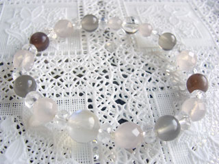 フェルドスパー【レインボームーンストーン】【ホワイトラブラドライト】（ホワイト）調和・穏やかな心・記憶