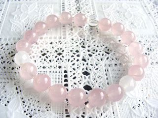 ローズクォーツ（ピンク）恋愛・優しさ・情緒・繊細・愛情・美・調和