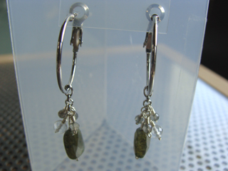 ガーネット（グリーン）生命力・エネルギー・活力・努力・抵抗力・色気・根性・気力・独立