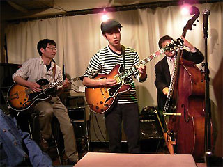 �{�V��W���Y�M�^�[���ꐶ���\��