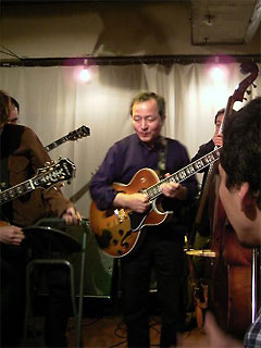 �{�V��W���Y�M�^�[���ꐶ���\��