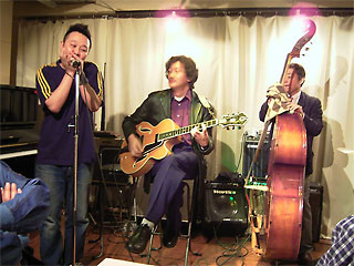 �{�V��W���Y�M�^�[���ꐶ���\��