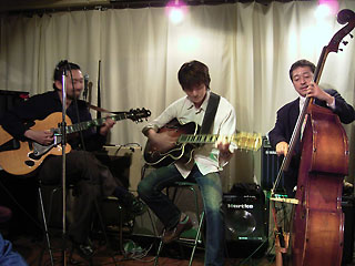 �{�V��W���Y�M�^�[���ꐶ���\��