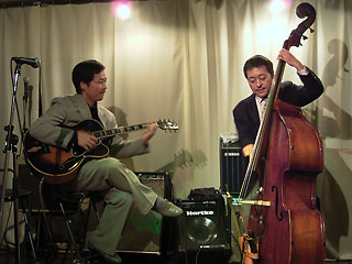 �{�V��W���Y�M�^�[���ꐶ���\��