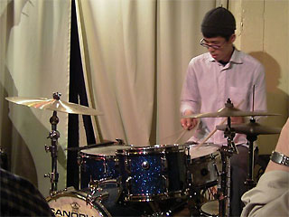 �{�V��W���Y�M�^�[���ꐶ���\��