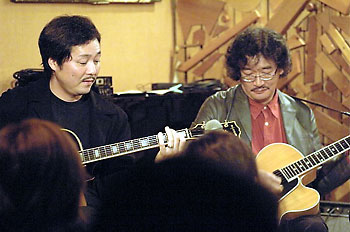 �X�[�p�[�M�^�[�o�g��