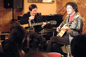 �X�[�p�[�M�^�[�o�g��