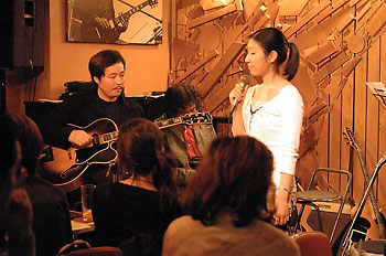 �X�[�p�[�M�^�[�o�g��